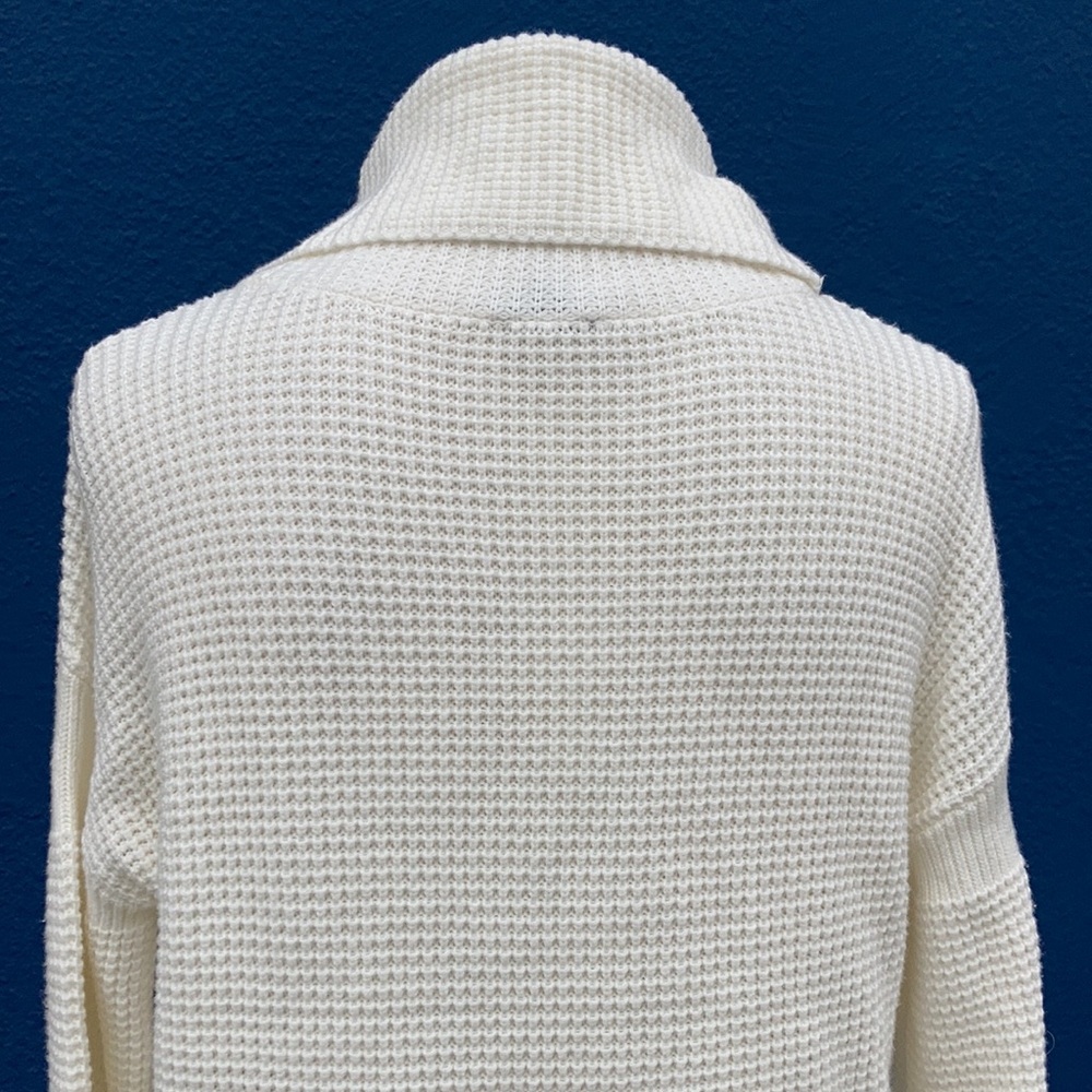 Splendid Waffle Cowl Neck Pullover Bell Sleeve - Picture 7 of 12